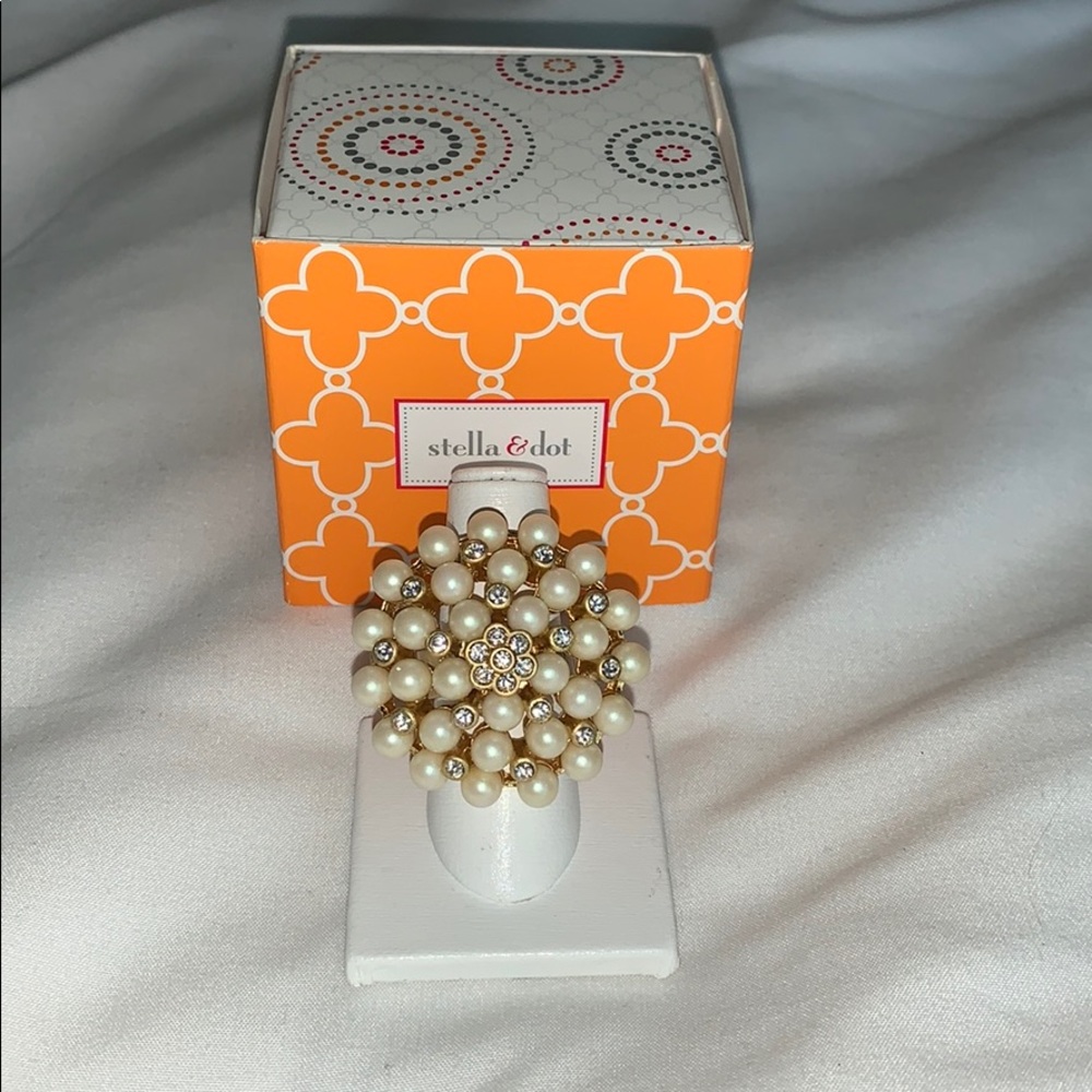 Stella & Dot Vintage Cluster Ring